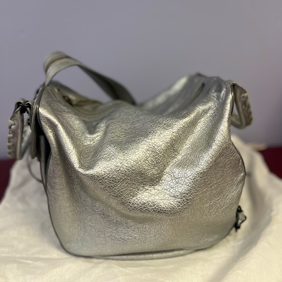 BALENCIAGA METALLIC SILVER BAG LIKE NEW - Picture 5 of 6